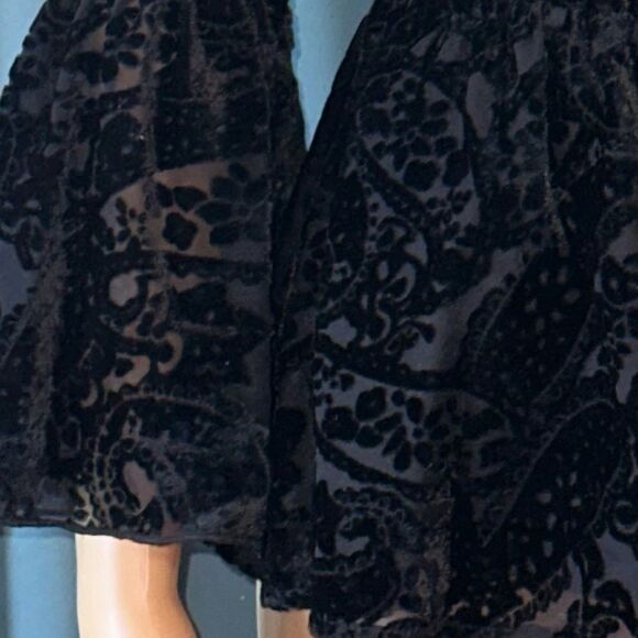 Jawbreaker low square neck smocked waist, smocked bell sleeves, velvet/mesh top - Picture 11 of 11